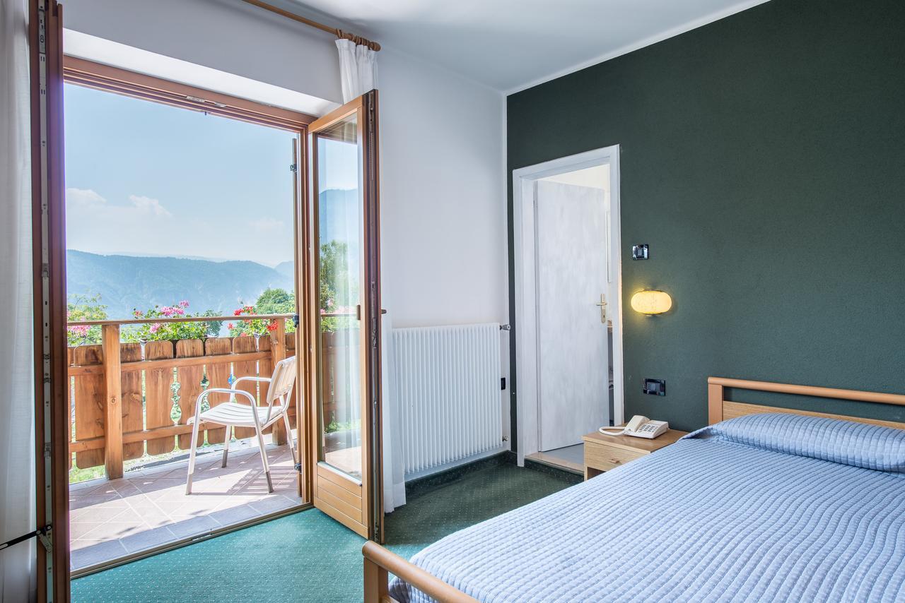 Al Pian Garni Hotel - B&B & Pizza Ваттаро Экстерьер фото